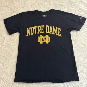 Women’s Size Small Notre Dame Champion Short Sleeve Tee